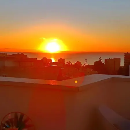 Benal-torre Sunny Terrace 托雷莫利诺斯
